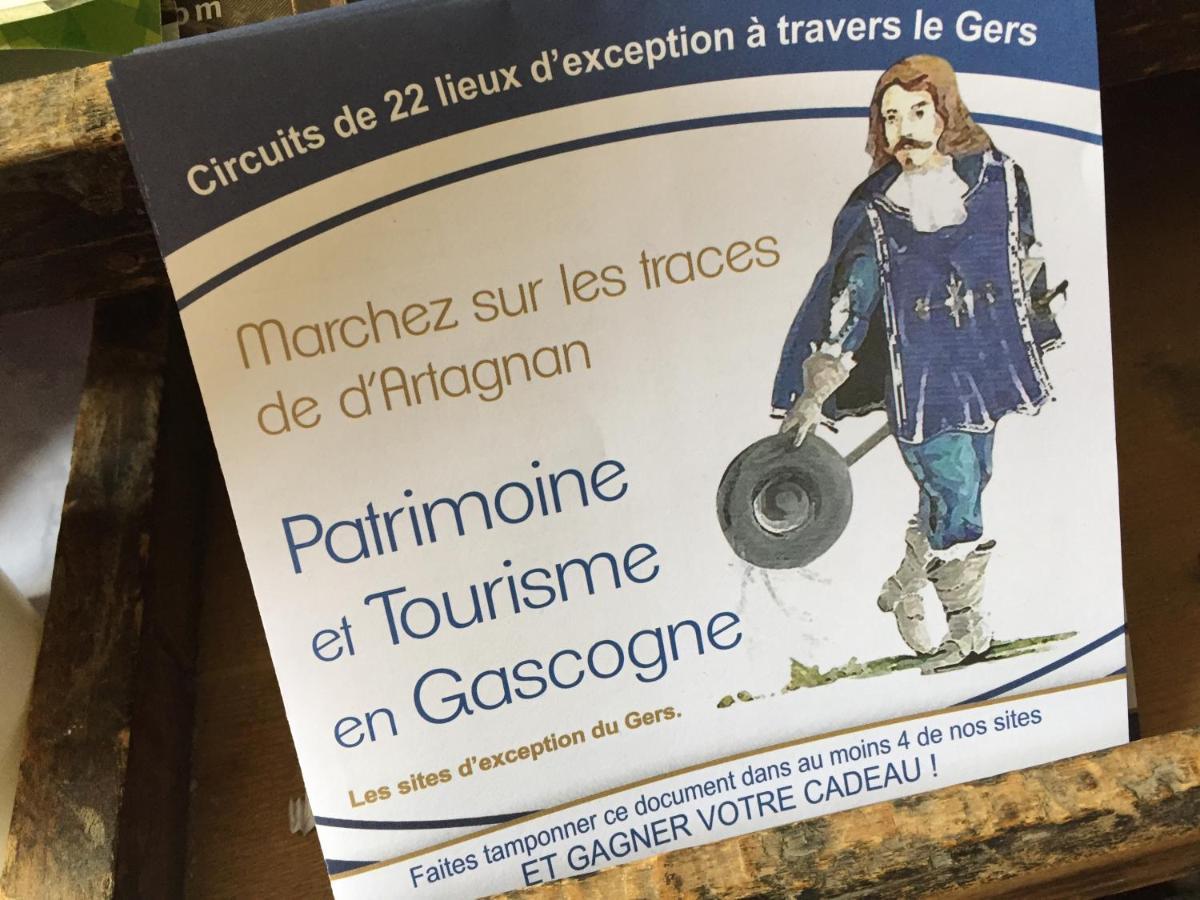 " Venez Dormir Chez Nous " #Condom#Gascogne#D'Artagnan#Armagnac#Le Bonheur Est Dans Le Gers المظهر الخارجي الصورة